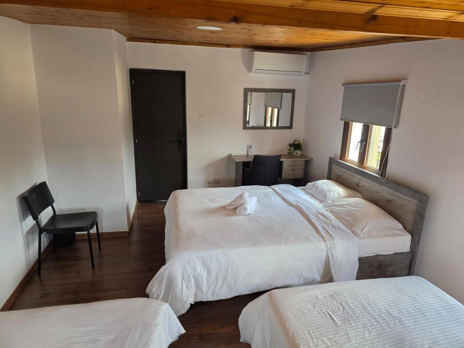 Town Centre Suites Ларнака Екстер'єр фото