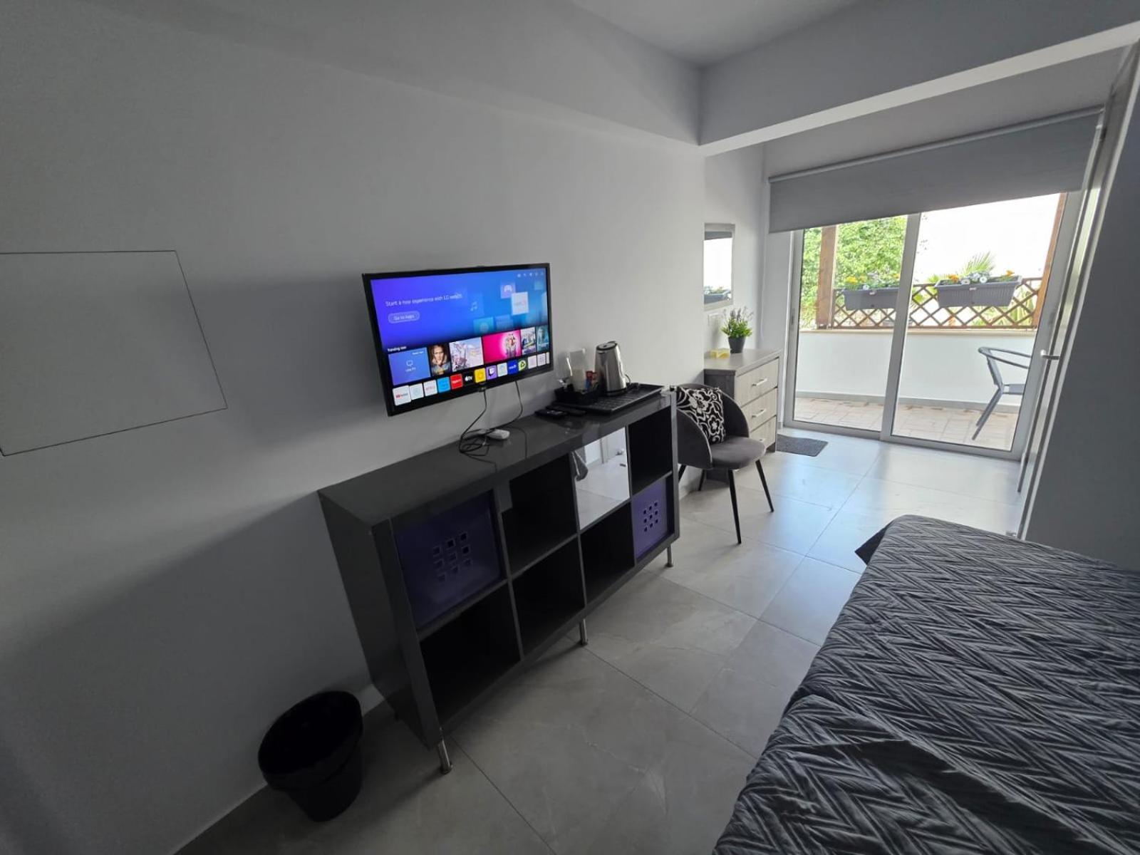 Town Centre Suites Ларнака Екстер'єр фото