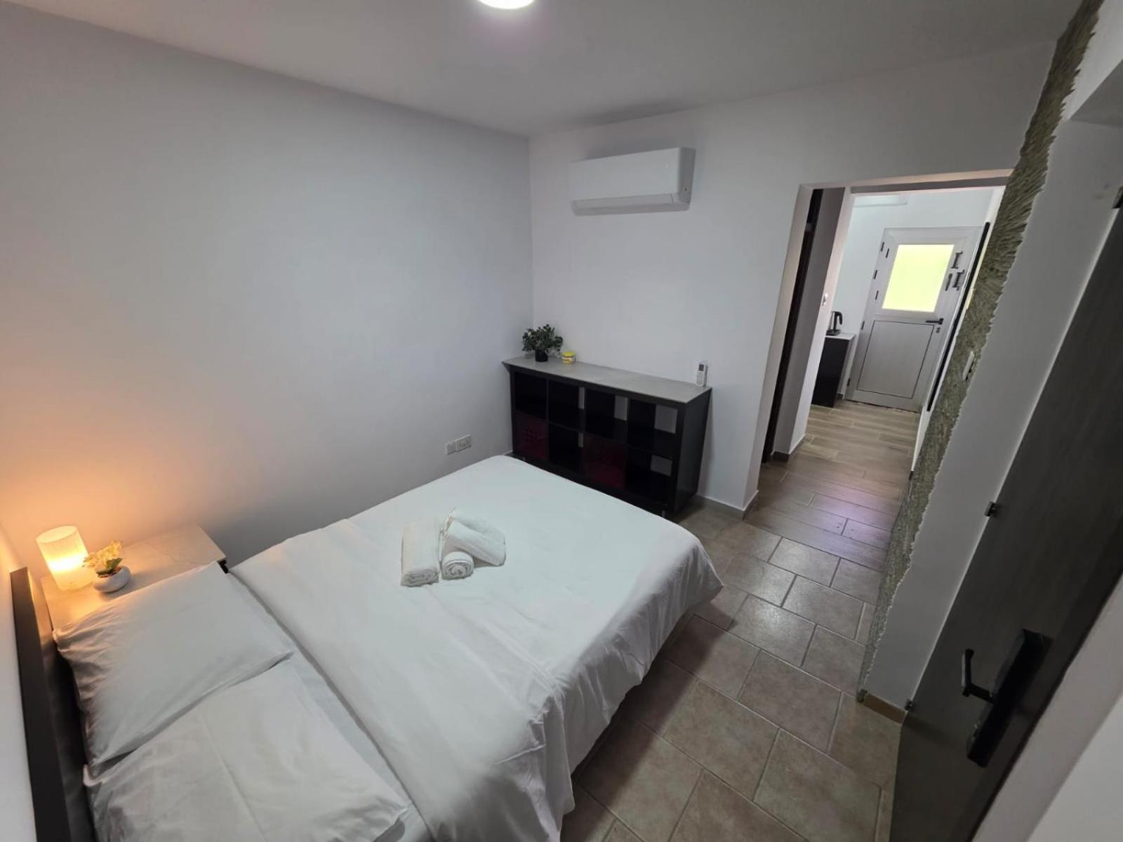 Town Centre Suites Ларнака Екстер'єр фото