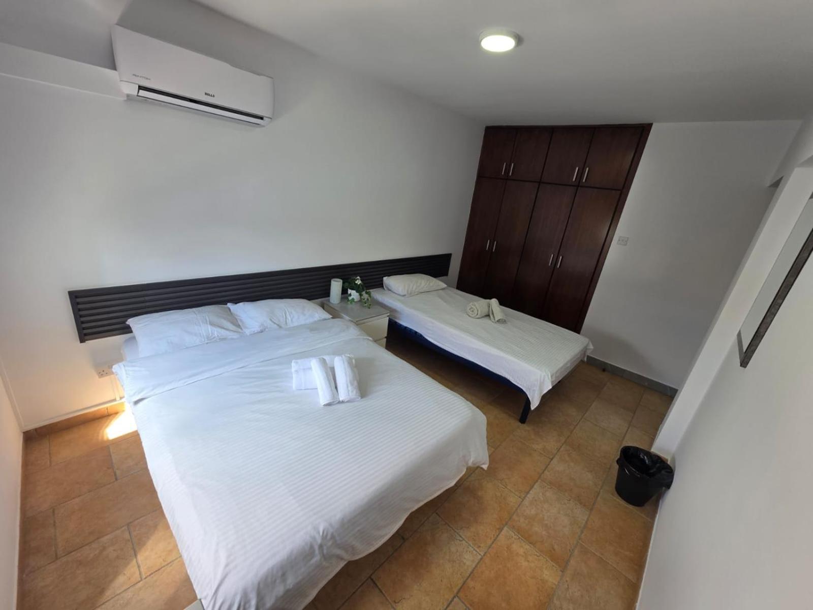 Town Centre Suites Ларнака Екстер'єр фото